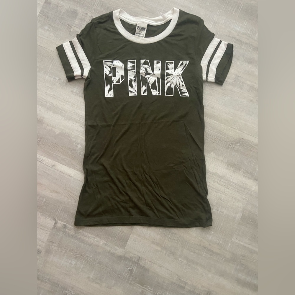 Cute Women’s PINK by Victoria’s Secrets Top